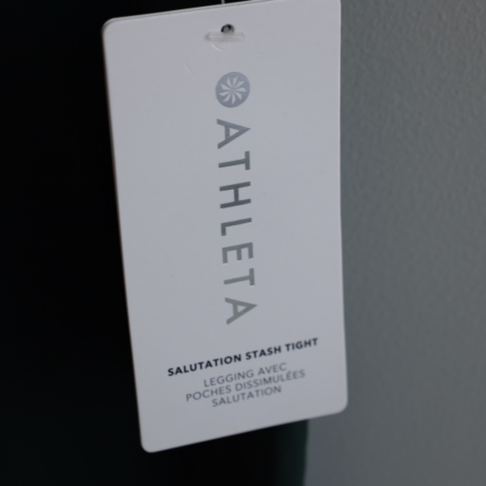 Athleta Salutation Stash Tight - Picture 6 of 6